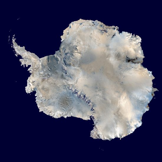 Antarctica_6400px_from_Blue_Marble_c_Dave_Pape_Wikipedia