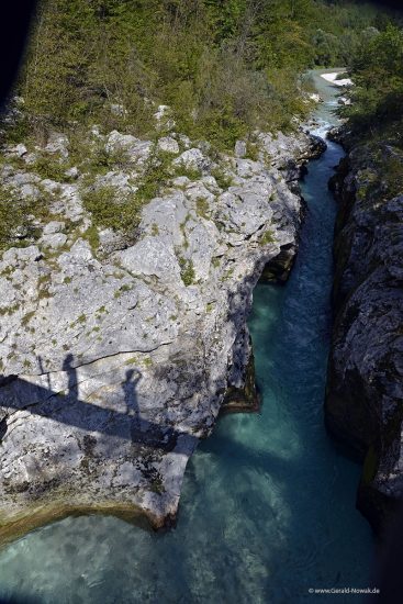 Taucher im 3ten Canyon der Soca