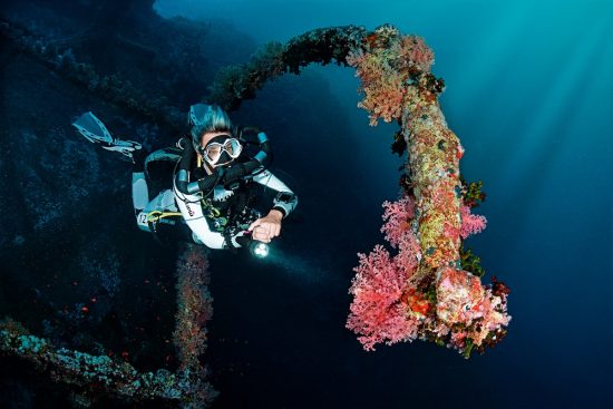 wreck diving